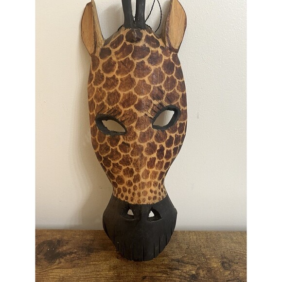 VINTAGE HAND CARVED WOOD GIRAFFE HEAD TRIBAL MASK WALL ART Approximately 15” - Picture 10 of 16